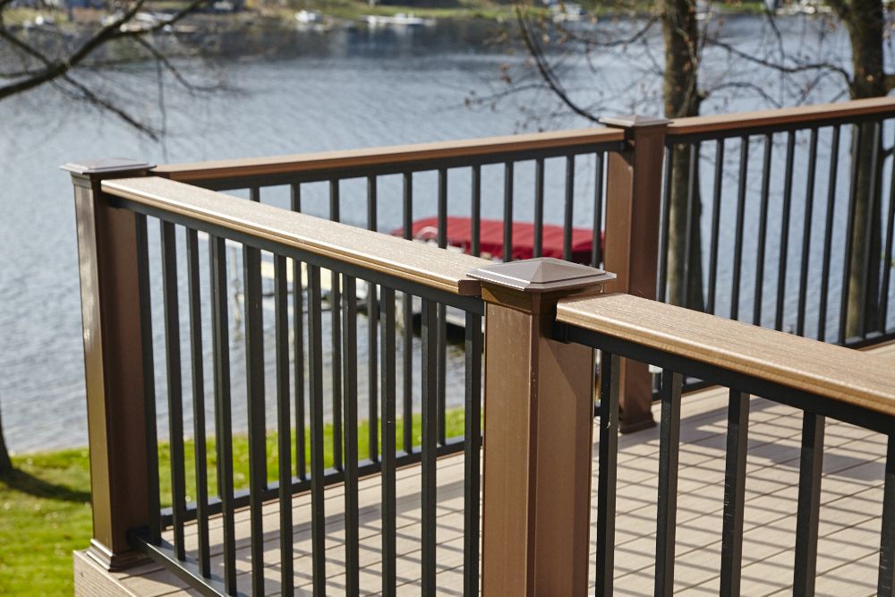 Choosing the right Trex® railings for your deck